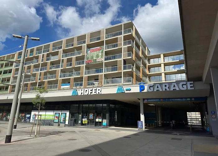 Апартаменти Muzeta - Eco-friendly Parkview In Graz's Smart